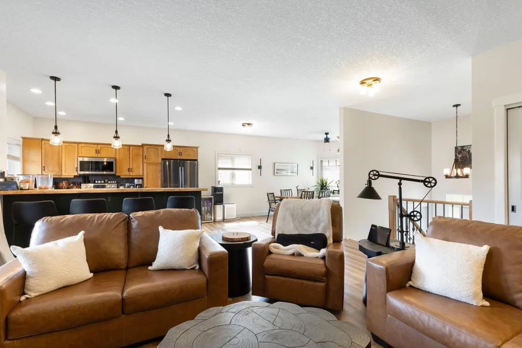 128 Hillcrest Cape Strathmore AB T1P 0A4