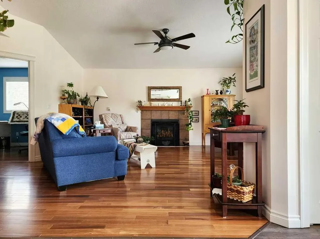 16 Mountview Place Granum AB T0L 1A0