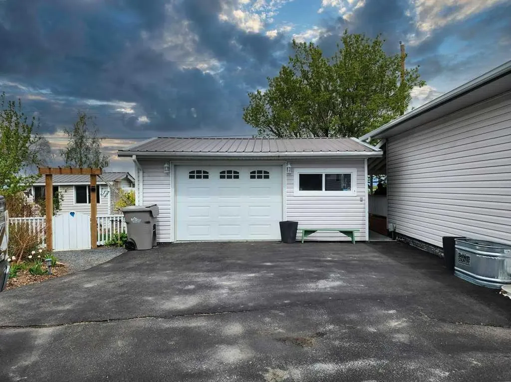 16 Mountview Place Granum AB T0L 1A0