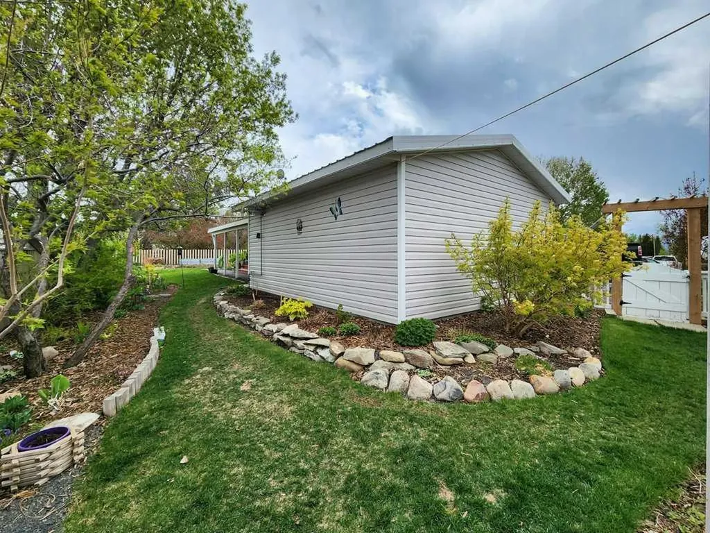 16 Mountview Place Granum AB T0L 1A0
