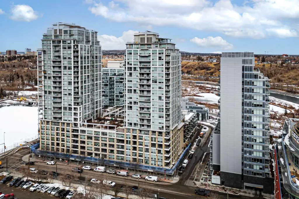 222 Riverfront Avenue SW Calgary AB T2P 0W3