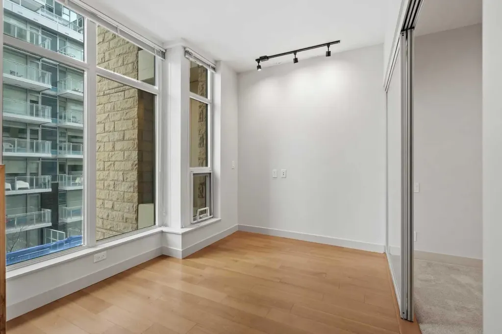 222 Riverfront Avenue SW Calgary AB T2P 0W3