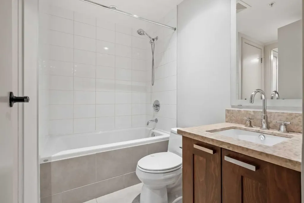 222 Riverfront Avenue SW Calgary AB T2P 0W3