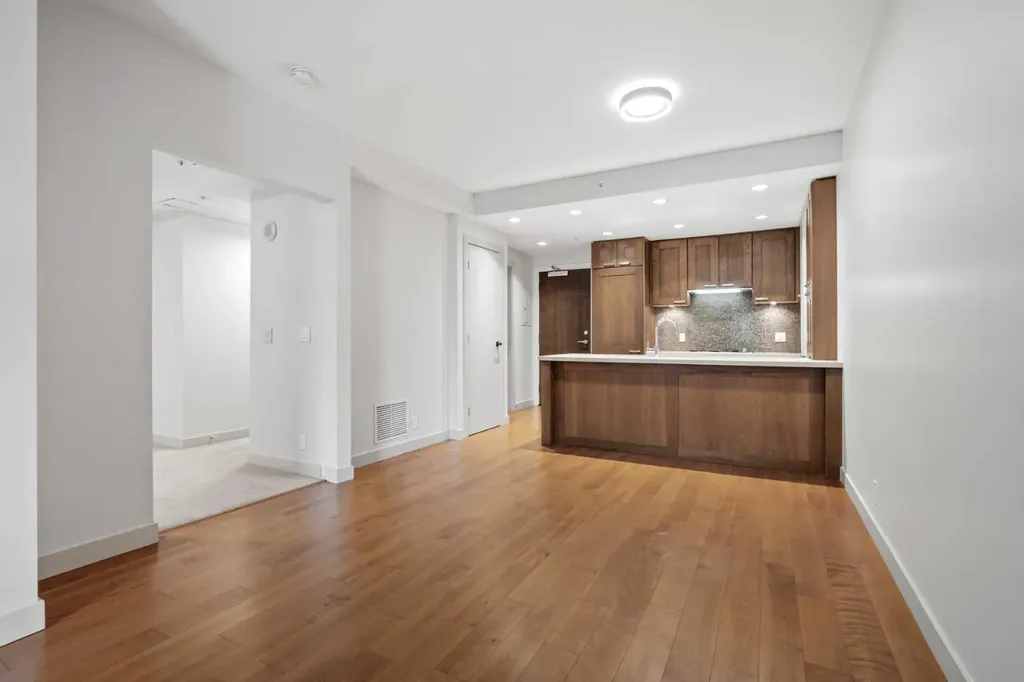 222 Riverfront Avenue SW Calgary AB T2P 0W3