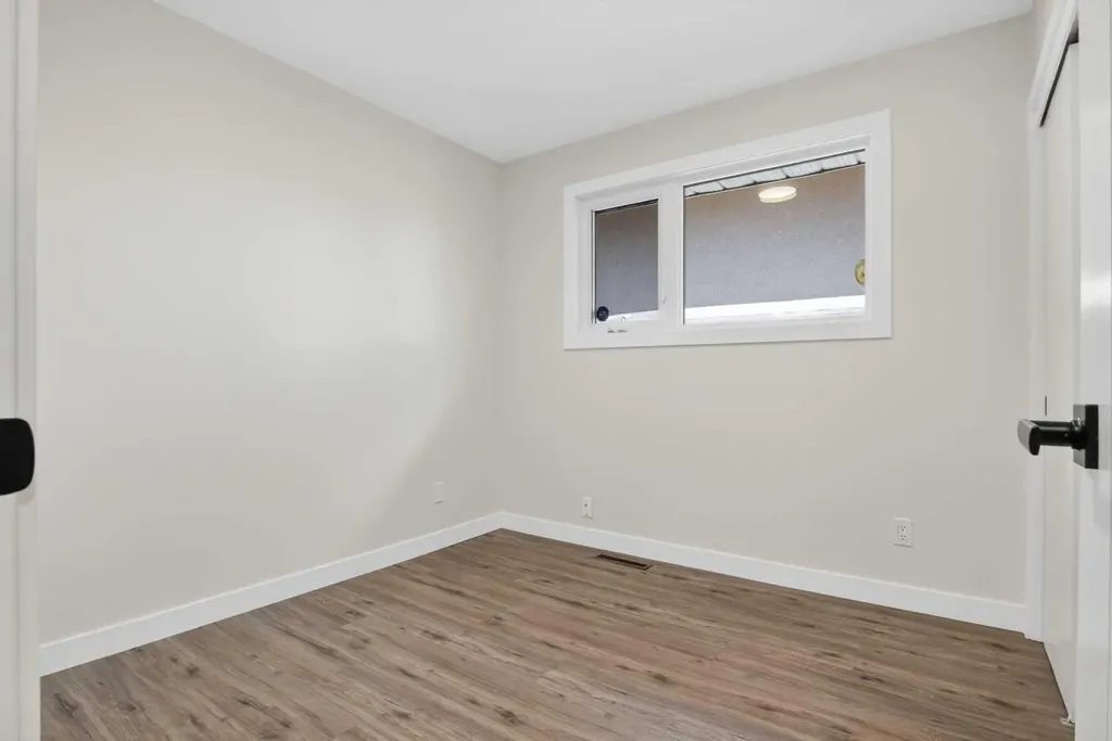 332 Wascana Crescent SE Calgary AB T2J 1H5