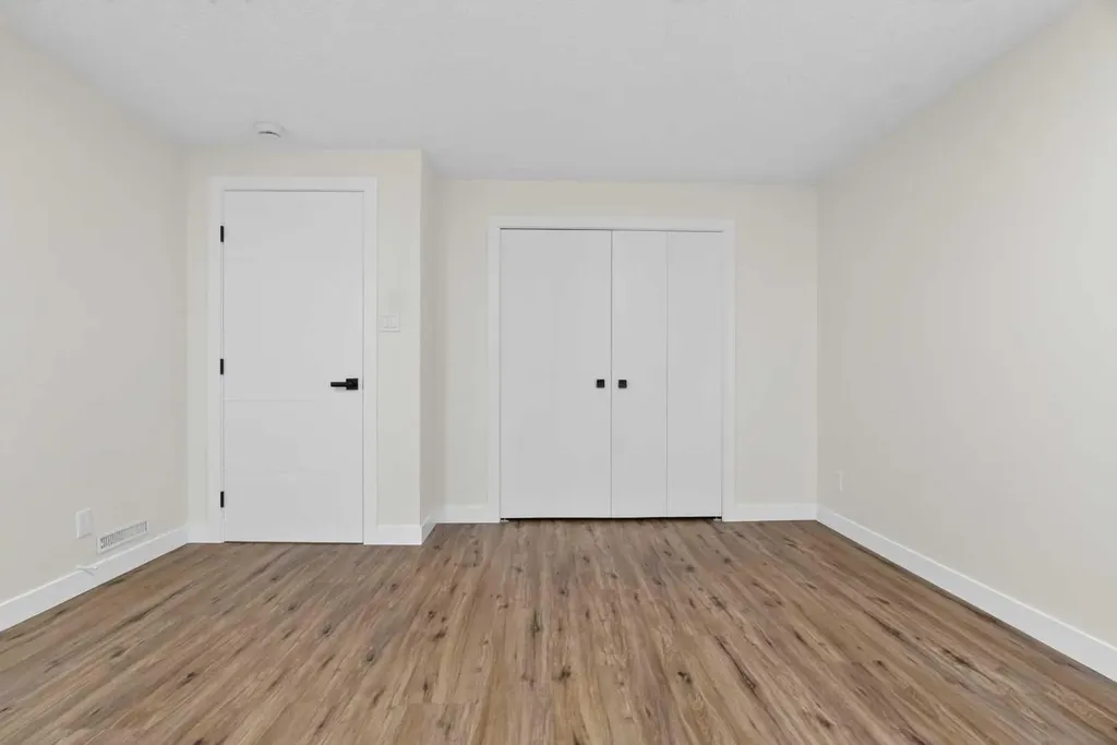 332 Wascana Crescent SE Calgary AB T2J 1H5