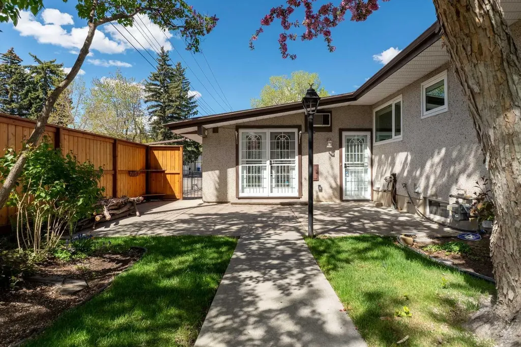 332 Wascana Crescent SE Calgary AB T2J 1H5