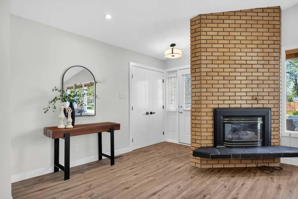 332 Wascana Crescent SE Calgary AB T2J 1H5
