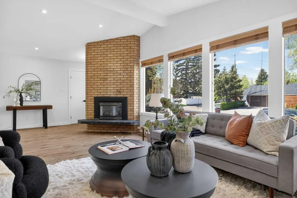 332 Wascana Crescent SE Calgary AB T2J 1H5