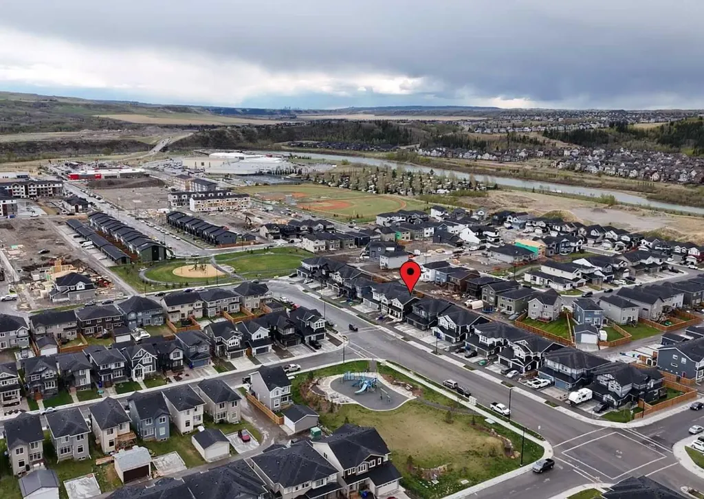 52 Mill Road Cochrane AB T4C 3G7