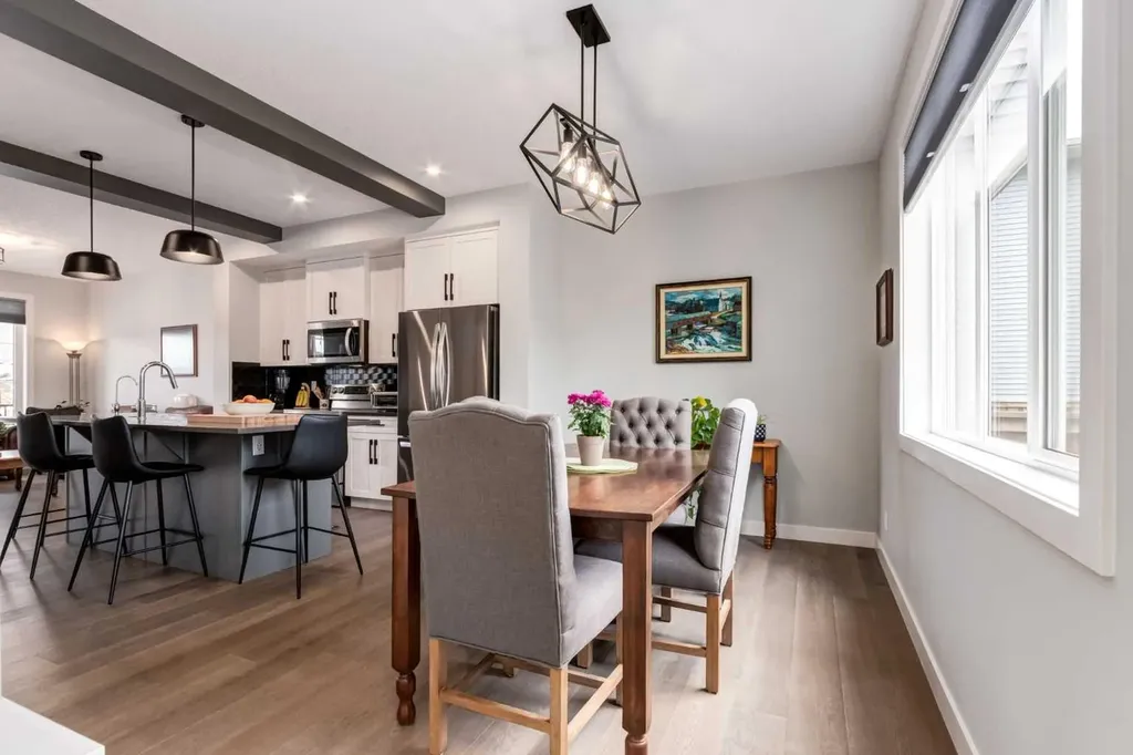 52 Mill Road Cochrane AB T4C 3G7