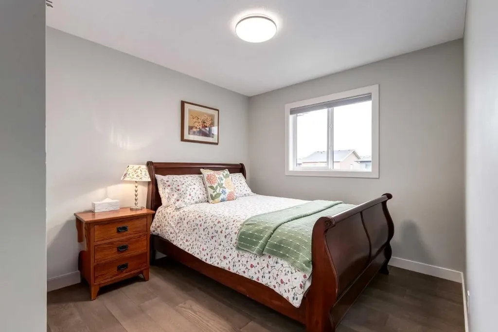 52 Mill Road Cochrane AB T4C 3G7