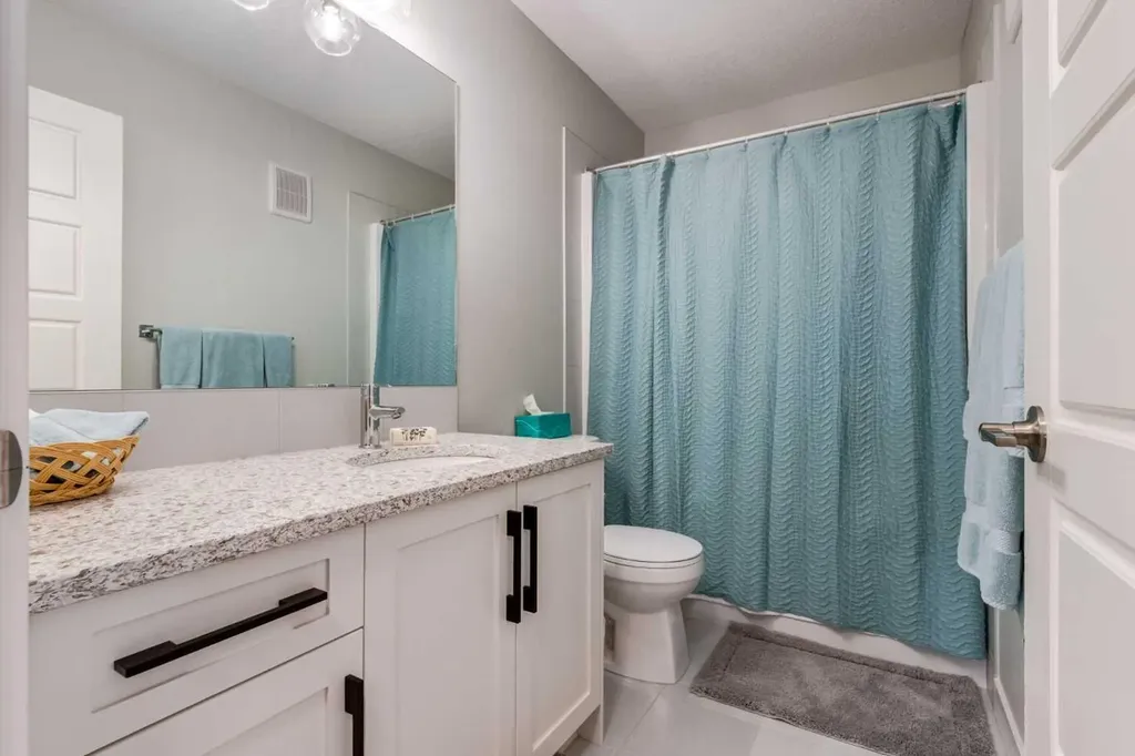 52 Mill Road Cochrane AB T4C 3G7
