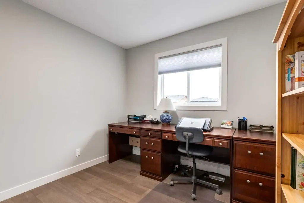 52 Mill Road Cochrane AB T4C 3G7