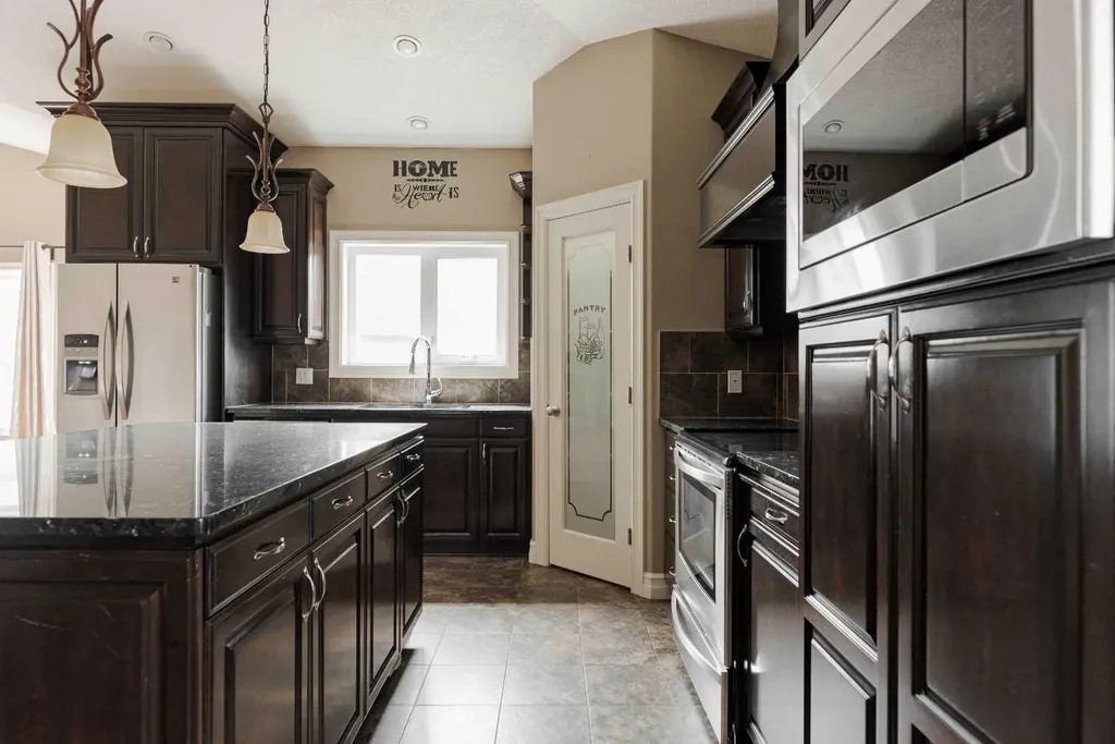 173 Huberman Way Fort Mcmurray AB T9K 0Z9