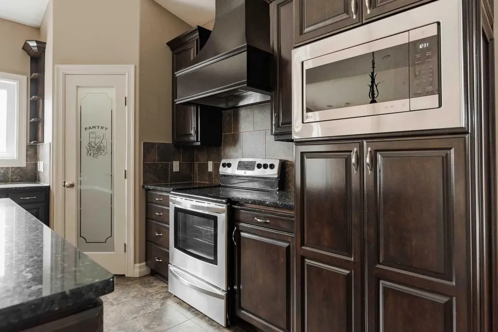 173 Huberman Way Fort Mcmurray AB T9K 0Z9