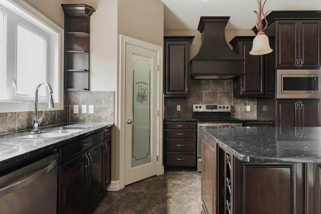 173 Huberman Way Fort Mcmurray AB T9K 0Z9