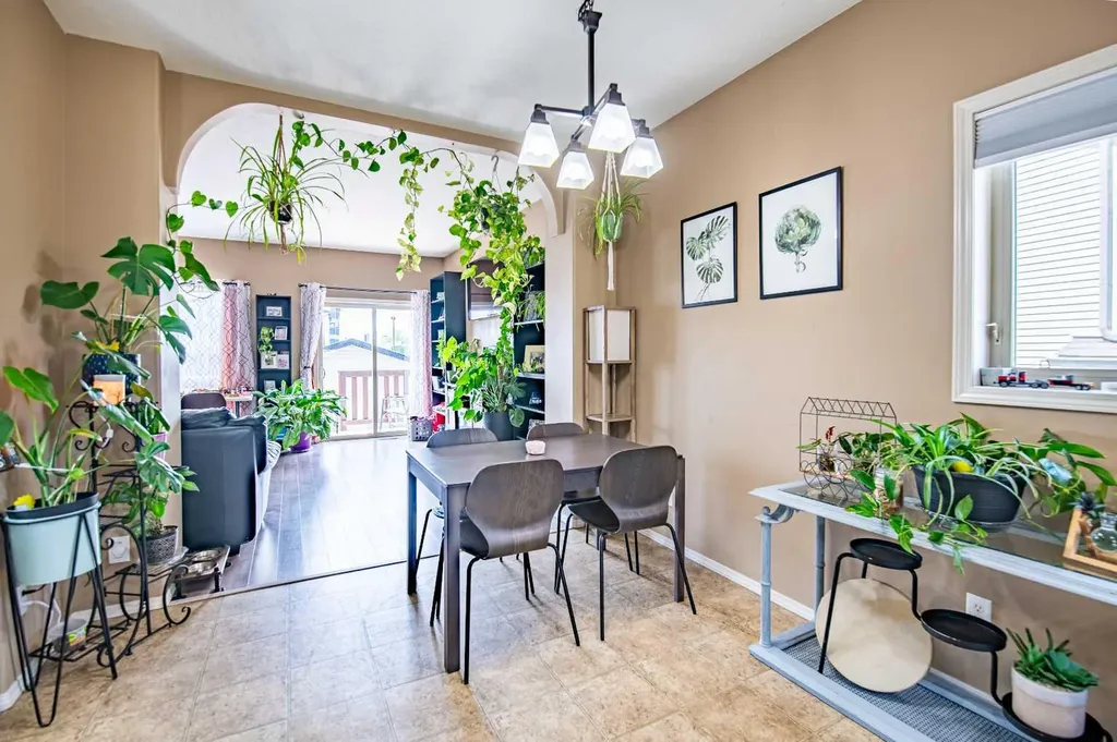 5530 Prairie Ridge Avenue Blackfalds AB t4m0c2