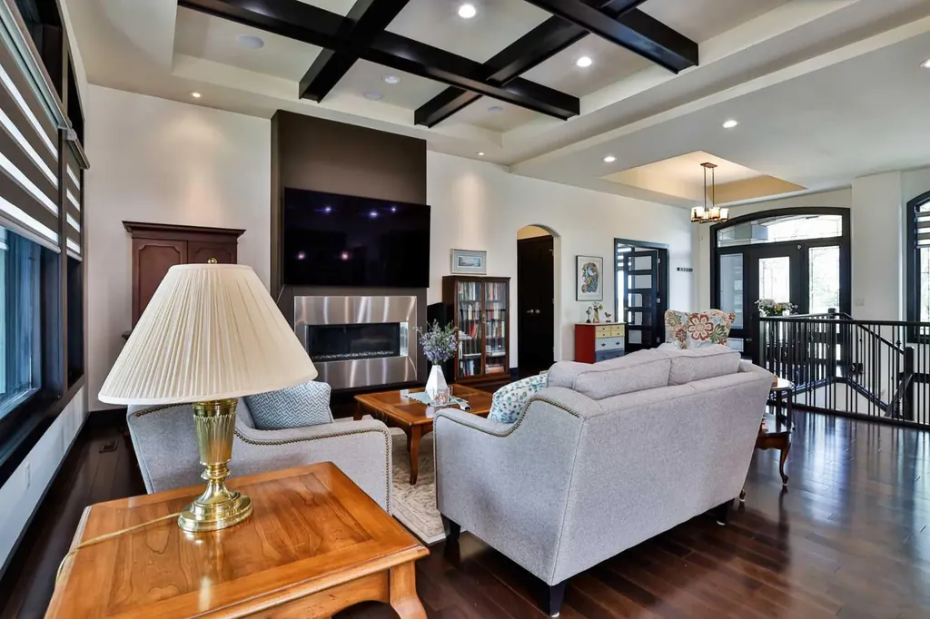 312 Sandstone Point S Lethbridge AB T1K 8C9