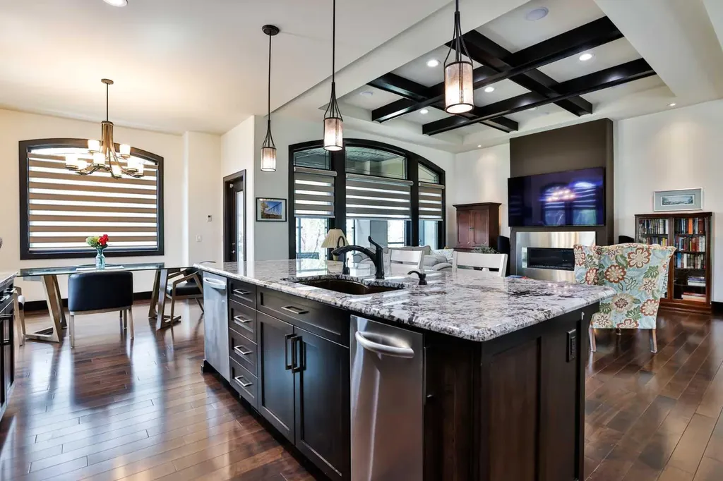312 Sandstone Point S Lethbridge AB T1K 8C9