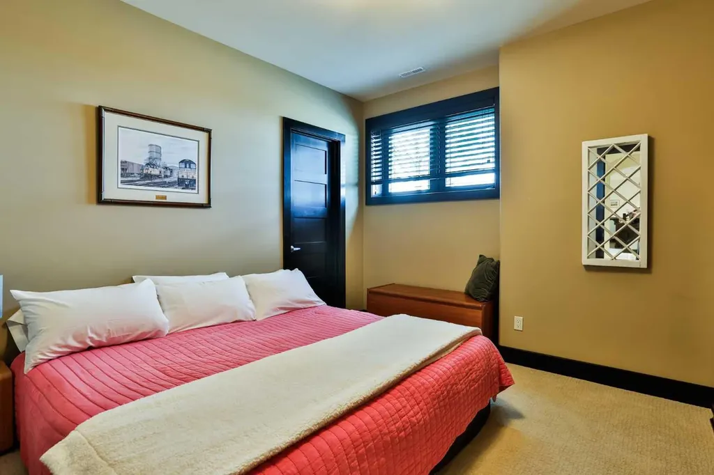 312 Sandstone Point S Lethbridge AB T1K 8C9