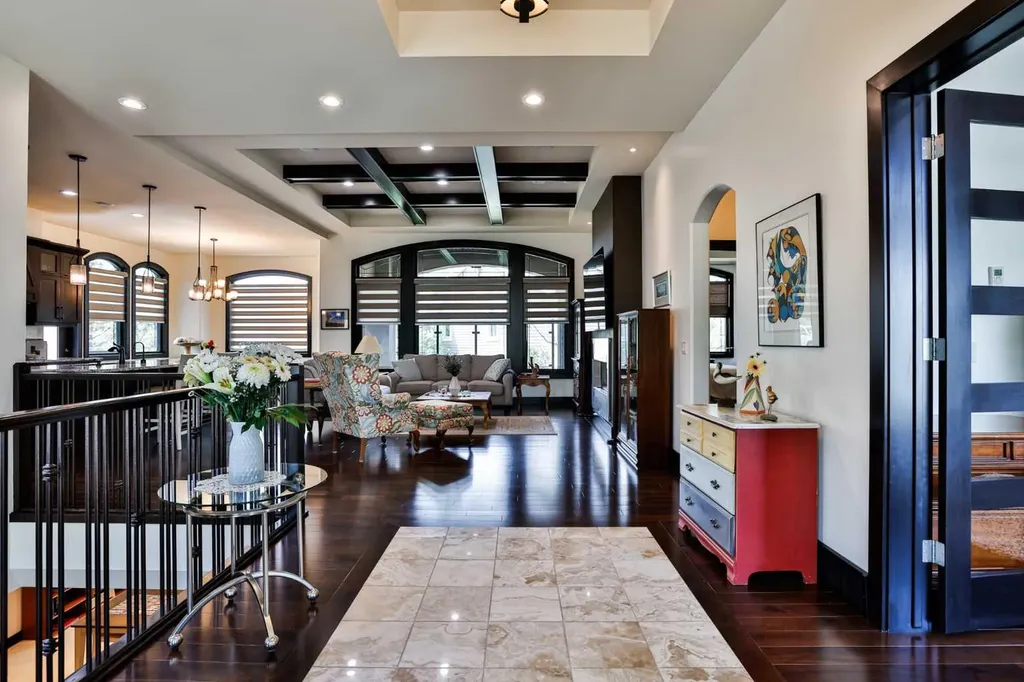 312 Sandstone Point S Lethbridge AB T1K 8C9
