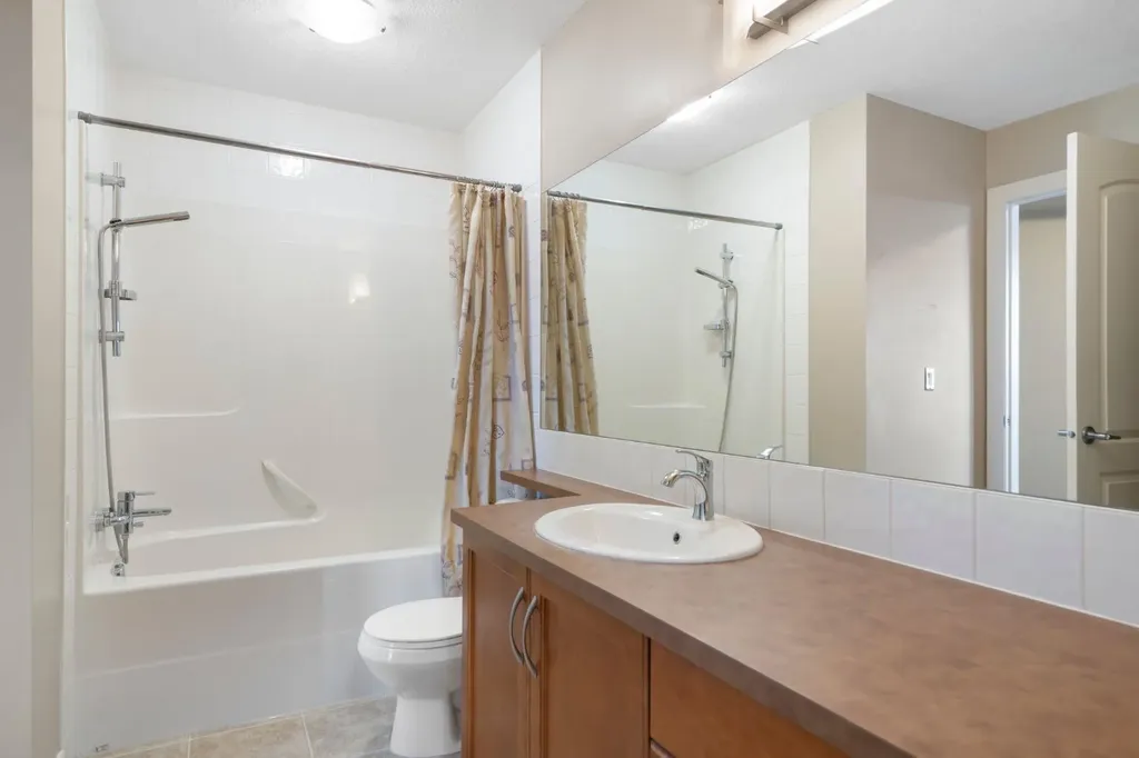 3111 34 Avenue NW Calgary AB T3L 0Y2