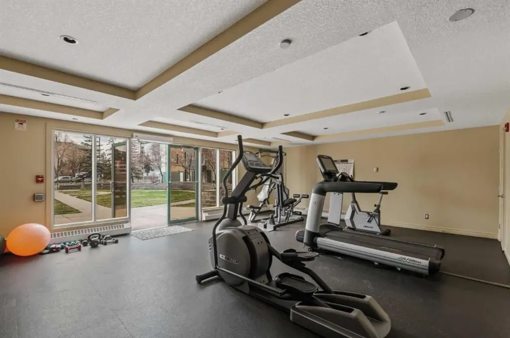 3111 34 Avenue NW Calgary AB T3L 0Y2