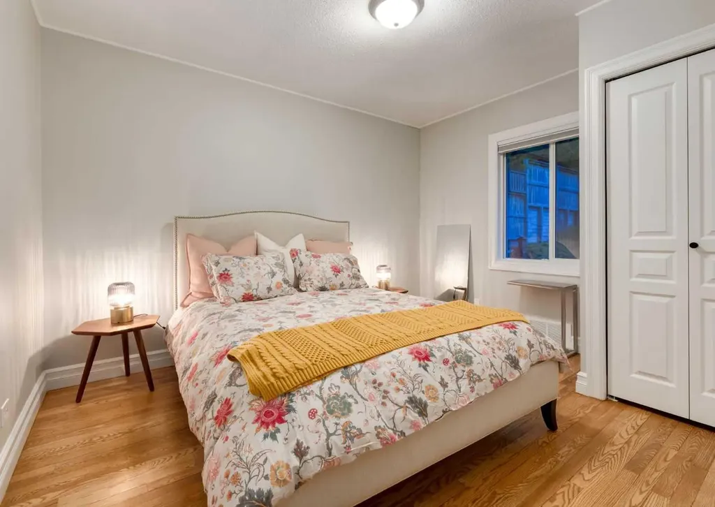 1817 18 Street SW Calgary AB T2T 4T2