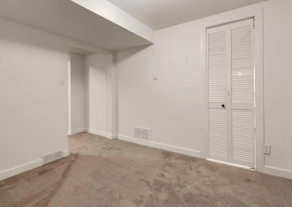 1817 18 Street SW Calgary AB T2T 4T2
