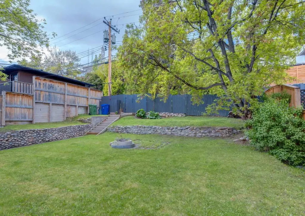 1817 18 Street SW Calgary AB T2T 4T2
