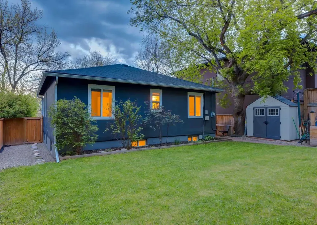 1817 18 Street SW Calgary AB T2T 4T2