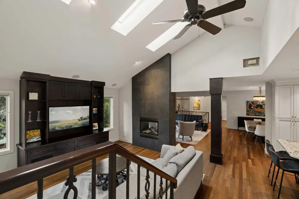 1109 Council Way SW Calgary AB T2T 1X5