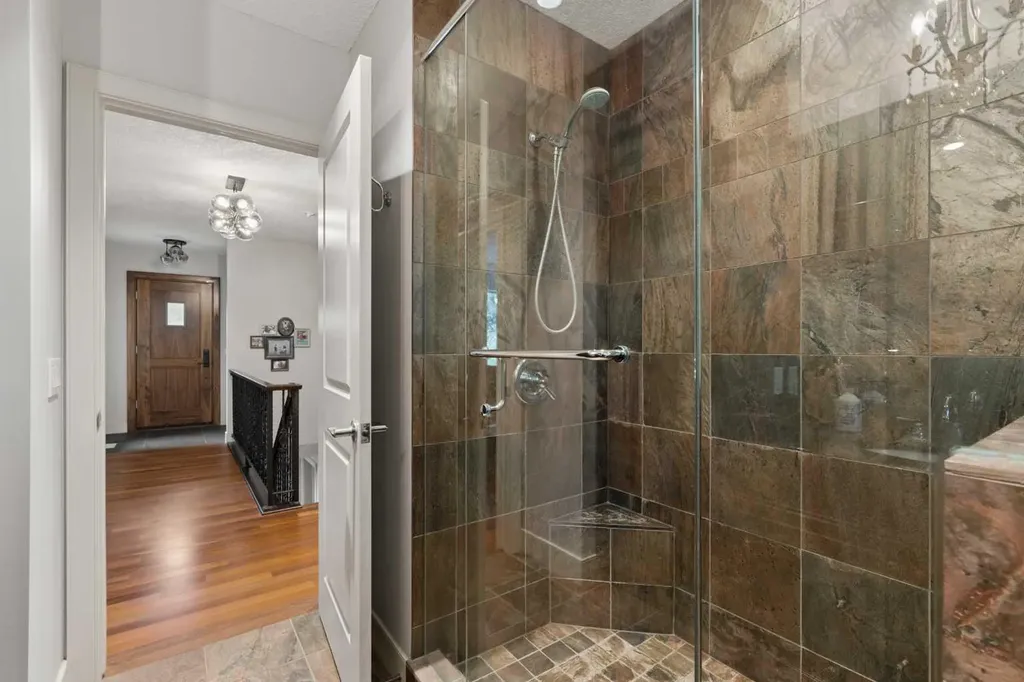 1109 Council Way SW Calgary AB T2T 1X5