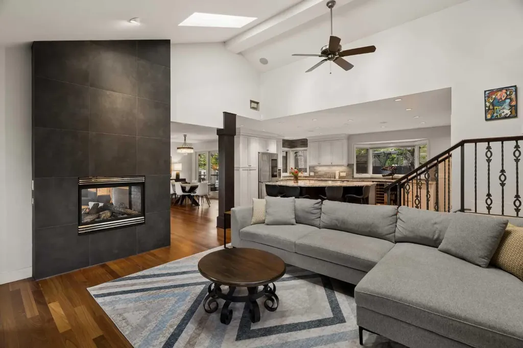1109 Council Way SW Calgary AB T2T 1X5