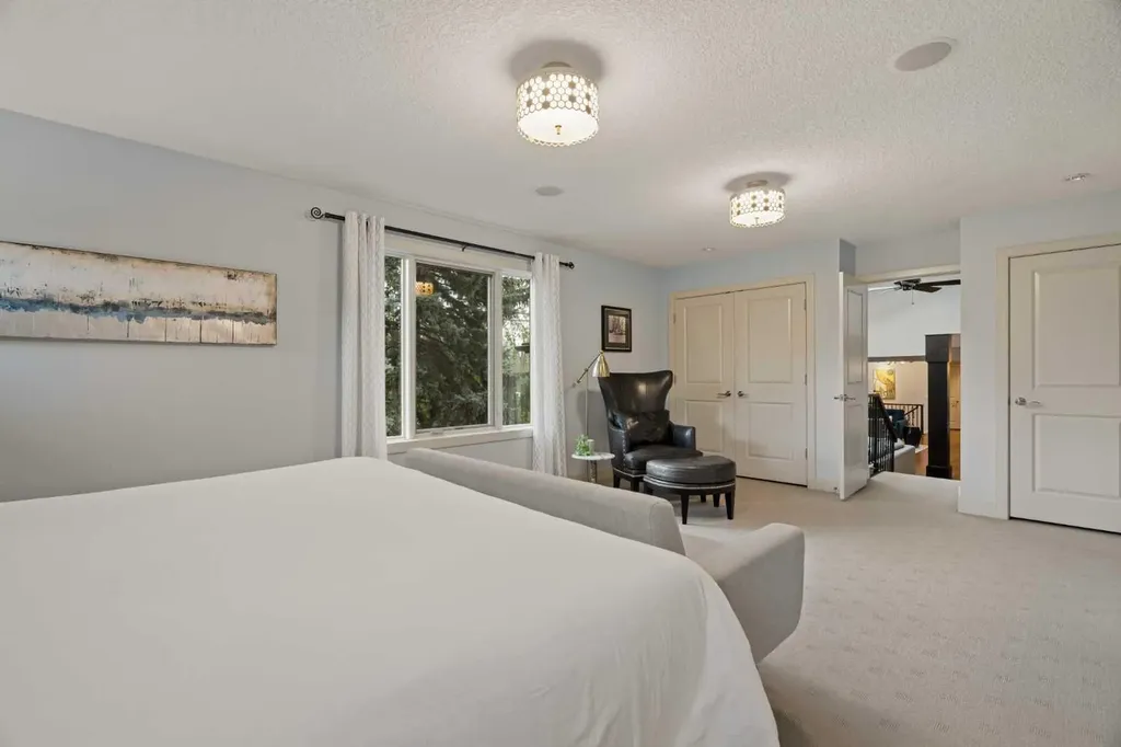 1109 Council Way SW Calgary AB T2T 1X5