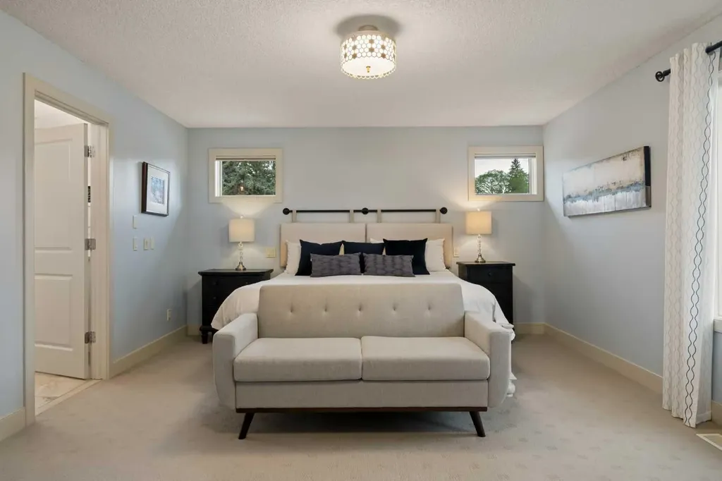 1109 Council Way SW Calgary AB T2T 1X5