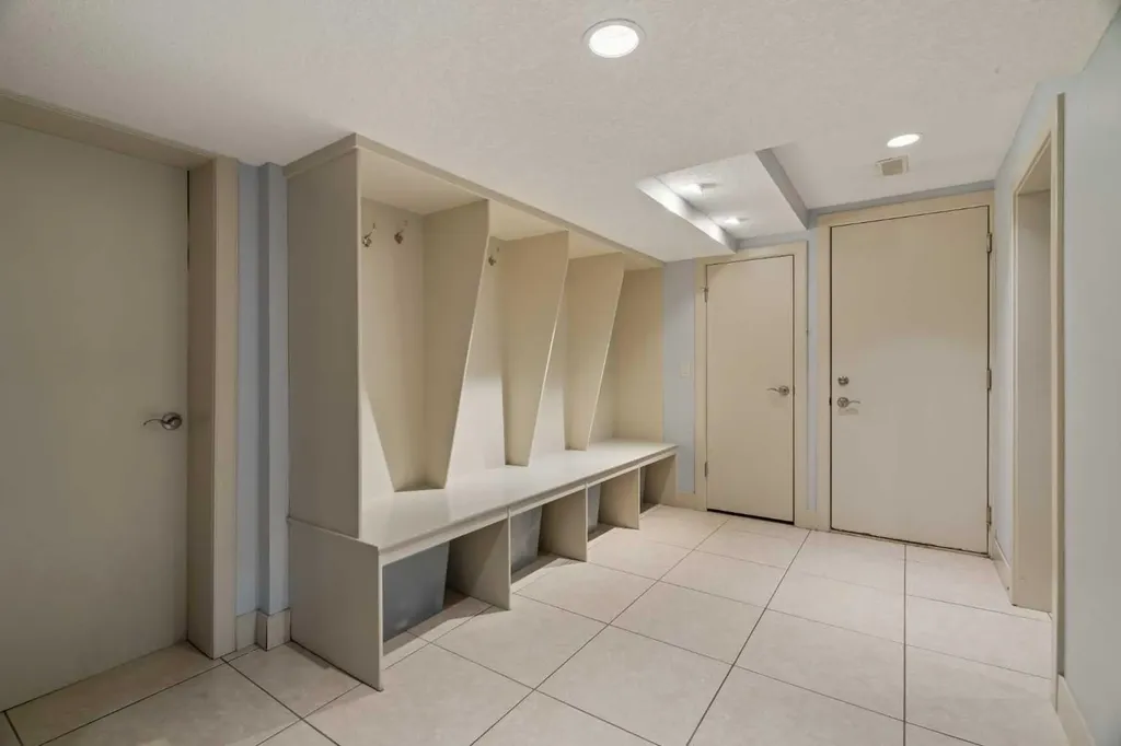 1109 Council Way SW Calgary AB T2T 1X5