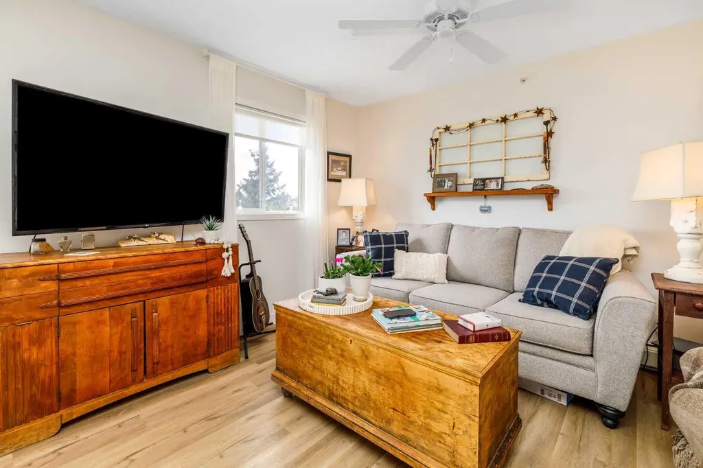 56 Carroll Crescent Red Deer AB T4P 3Y3