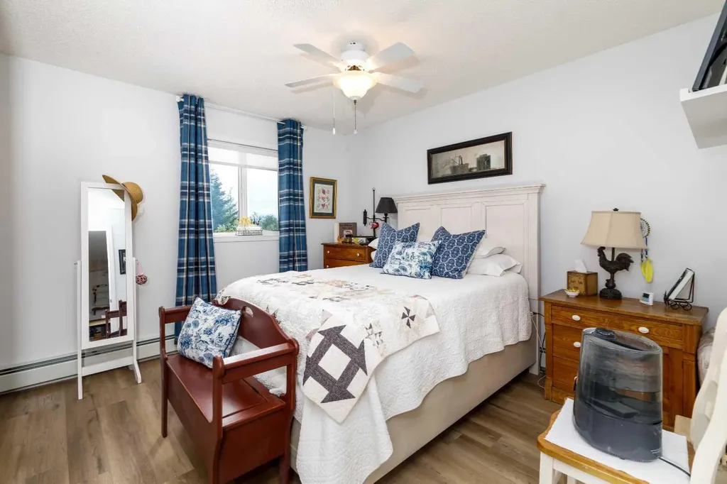 56 Carroll Crescent Red Deer AB T4P 3Y3