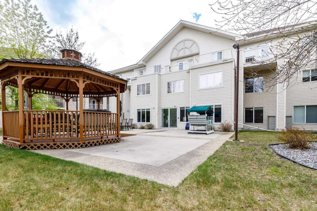 56 Carroll Crescent Red Deer AB T4P 3Y3
