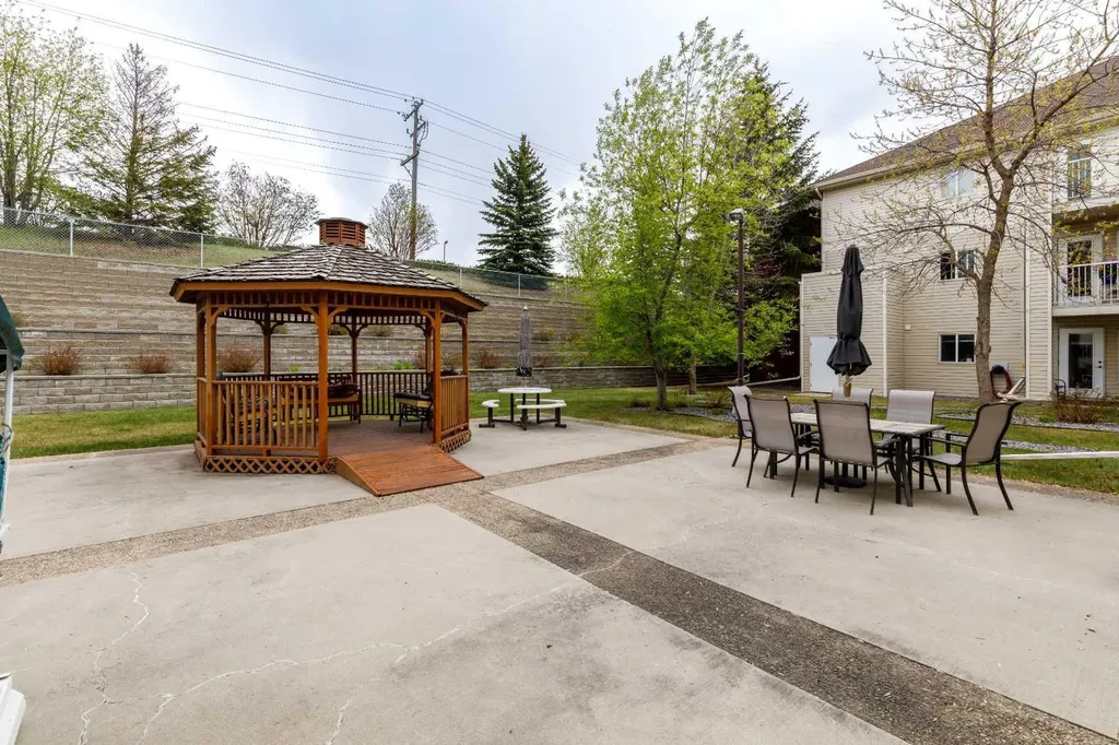 56 Carroll Crescent Red Deer AB T4P 3Y3