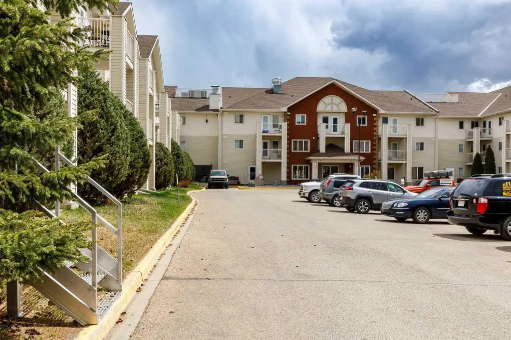 56 Carroll Crescent Red Deer AB T4P 3Y3