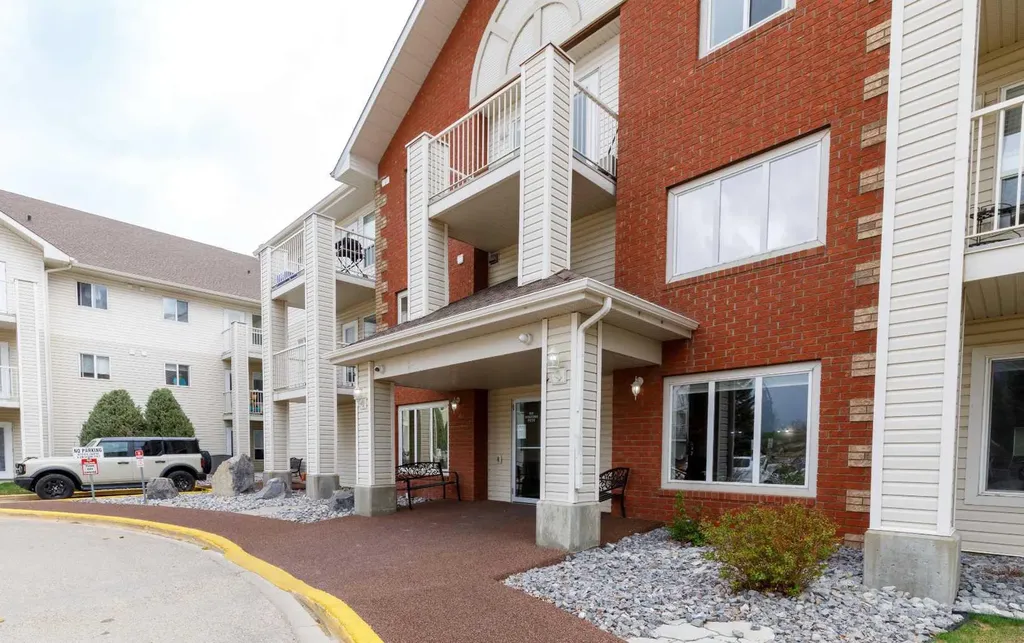 56 Carroll Crescent Red Deer AB T4P 3Y3