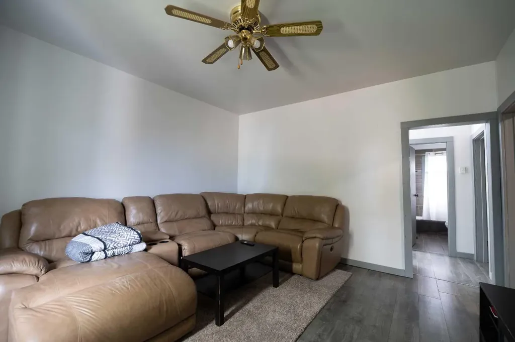 4813 54 Street Athabasca AB T9S 1L2