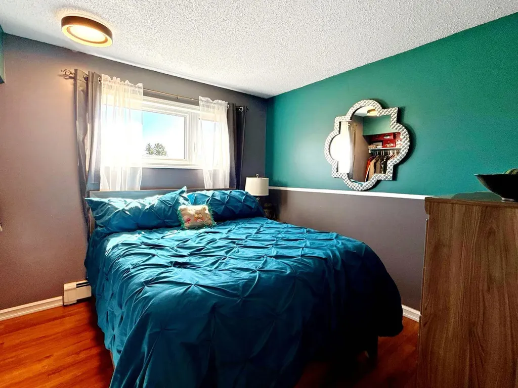 11002 Hoppe Avenue Grande Cache AB t0e0y0