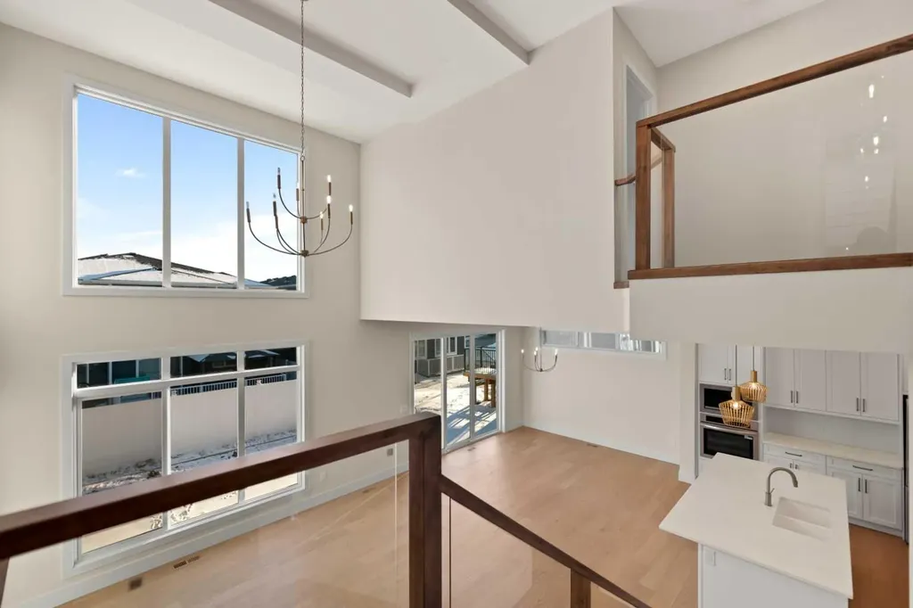 185 South Shore View Chestermere AB T1X2Y3