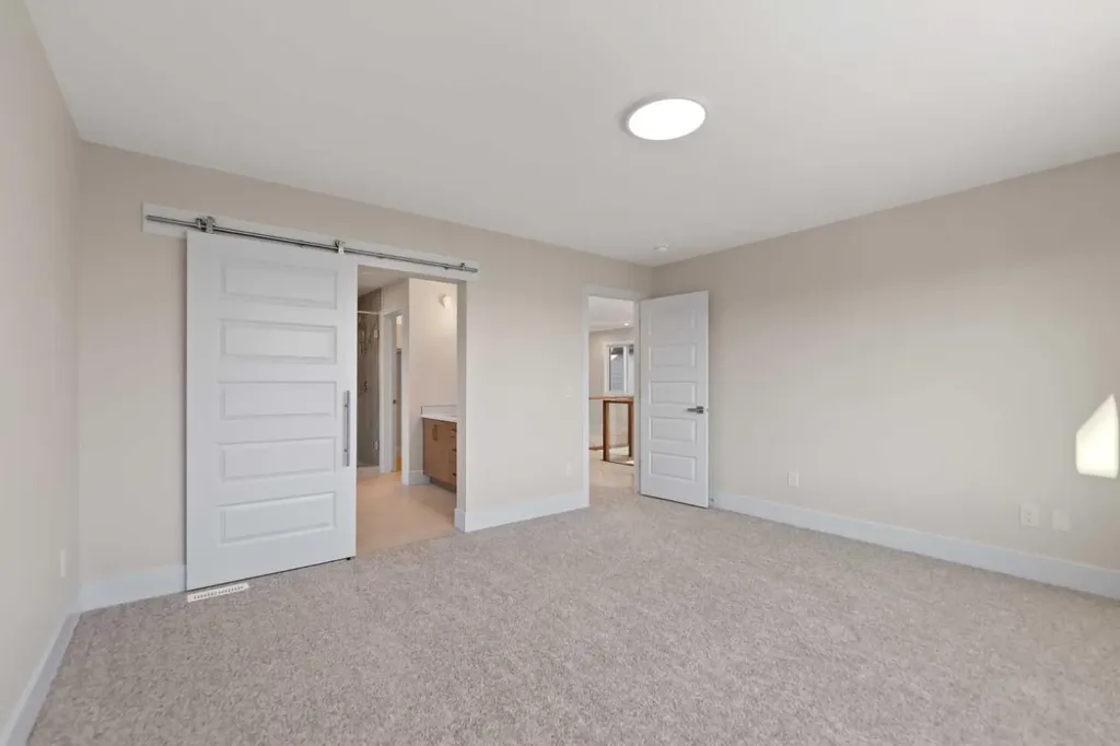 185 South Shore View Chestermere AB T1X2Y3