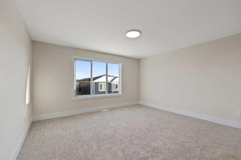 185 South Shore View Chestermere AB T1X2Y3