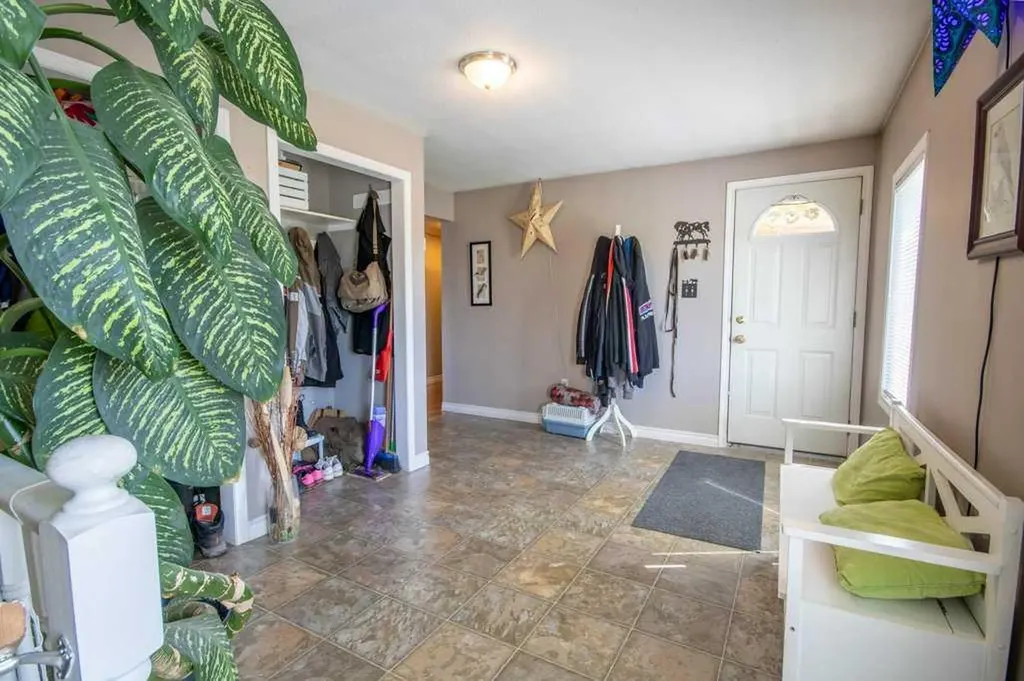 33139 Range Road 55 Rural Mountain View County AB T0M 1X0